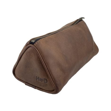 Handcrafted Brown Leather Travel Dopp Kit with Zipper: Perfect Gift for Men and Women.