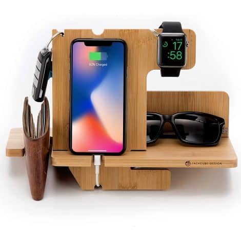 JackCubeDesign Wood Docking Station Nightstand Organizer: A stylish, versatile gift for men, perfect for organizing essentials like keys, wallets, and watches.