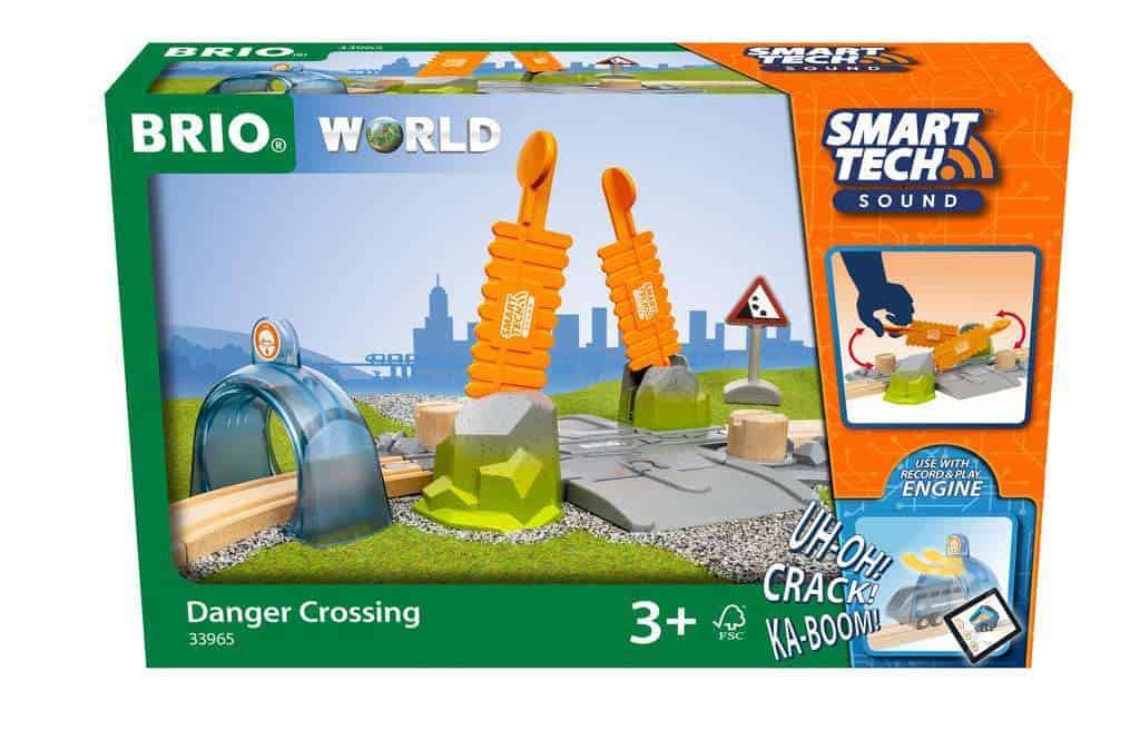 BRIO World Smart Tech Sound Danger Crossing for Kids Age 3 Years Up - Compatible with Most BRIO Railway Sets & Accessories