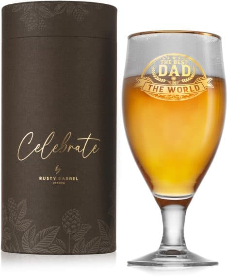 Rusty Barrel’s Top Dad Customized Beer Glass (568ml / 1 pint) – Ideal for Dad’s Birthday or Father’s Day! Comes in a Lovely Gift Box.