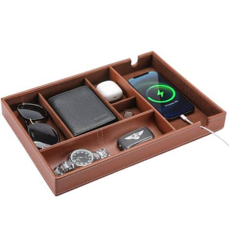 Men’s Brown Faux Leather Valet Tray: Organize your essentials with phone charging, while keeping them easily accessible.