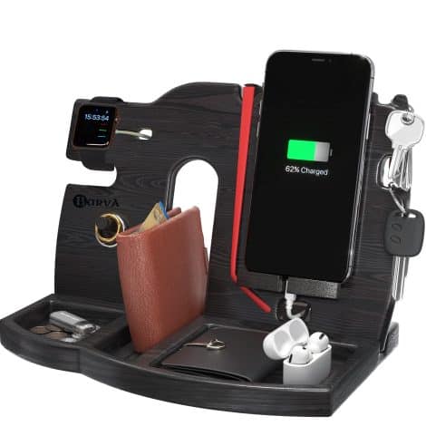 Wooden Docking Station Organizer – A stylish and practical accessory for your phone, smartwatch, and essentials. Perfect gift!