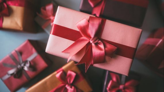 10 Irresistible and Unique Gift Ideas That Will Make Any Dad’s Day Extra Special!